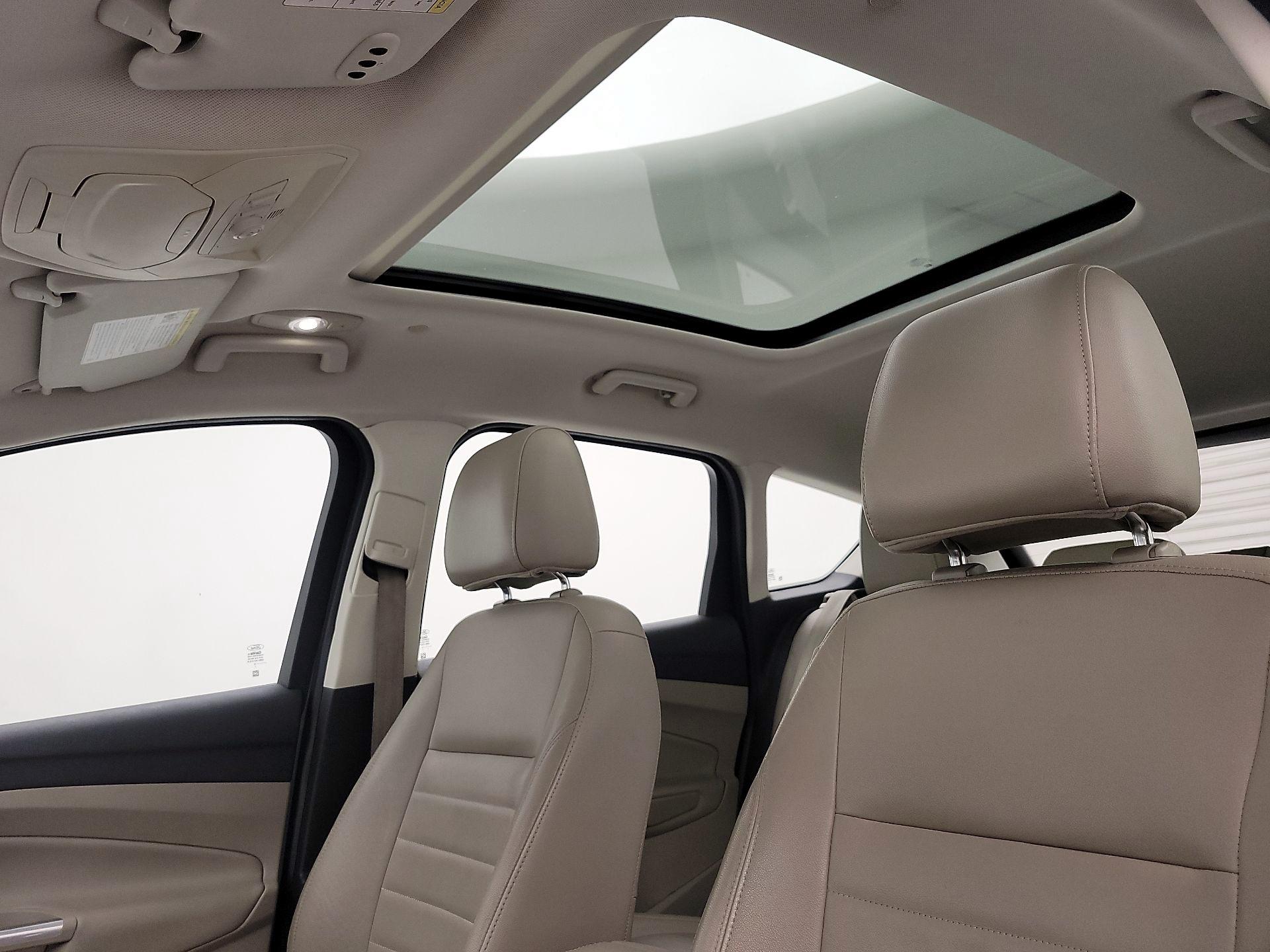Thumbnail: 2013 Ford C-Max - 19
