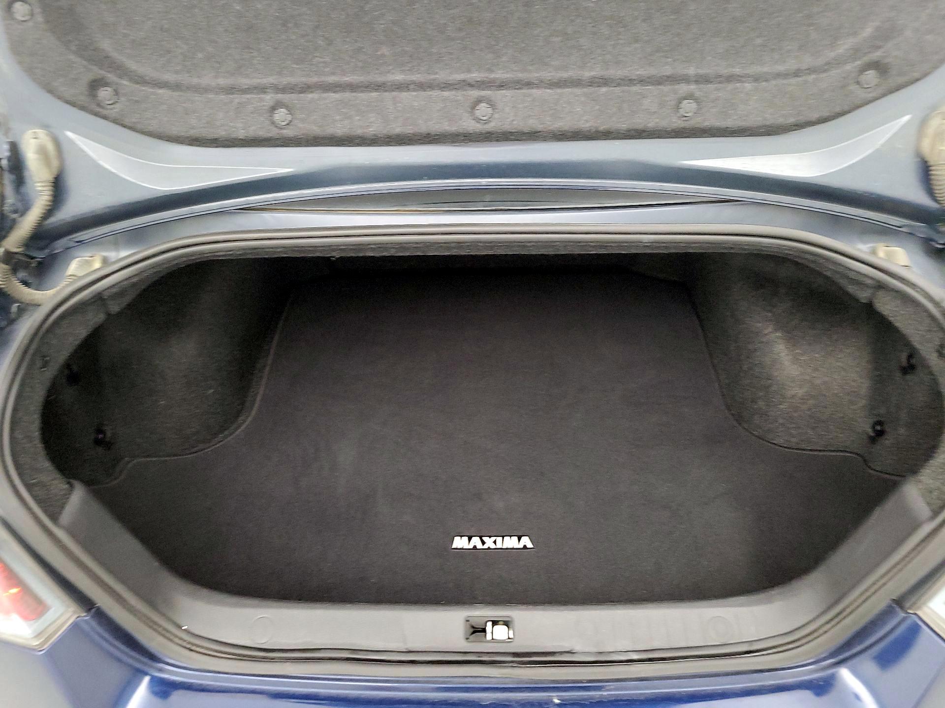 Thumbnail: 2013 Nissan Maxima - 16