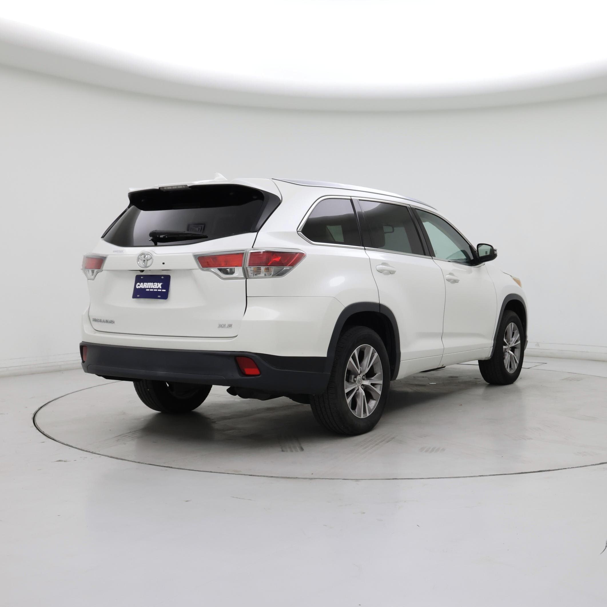 Thumbnail: 2015 Toyota Highlander - 8