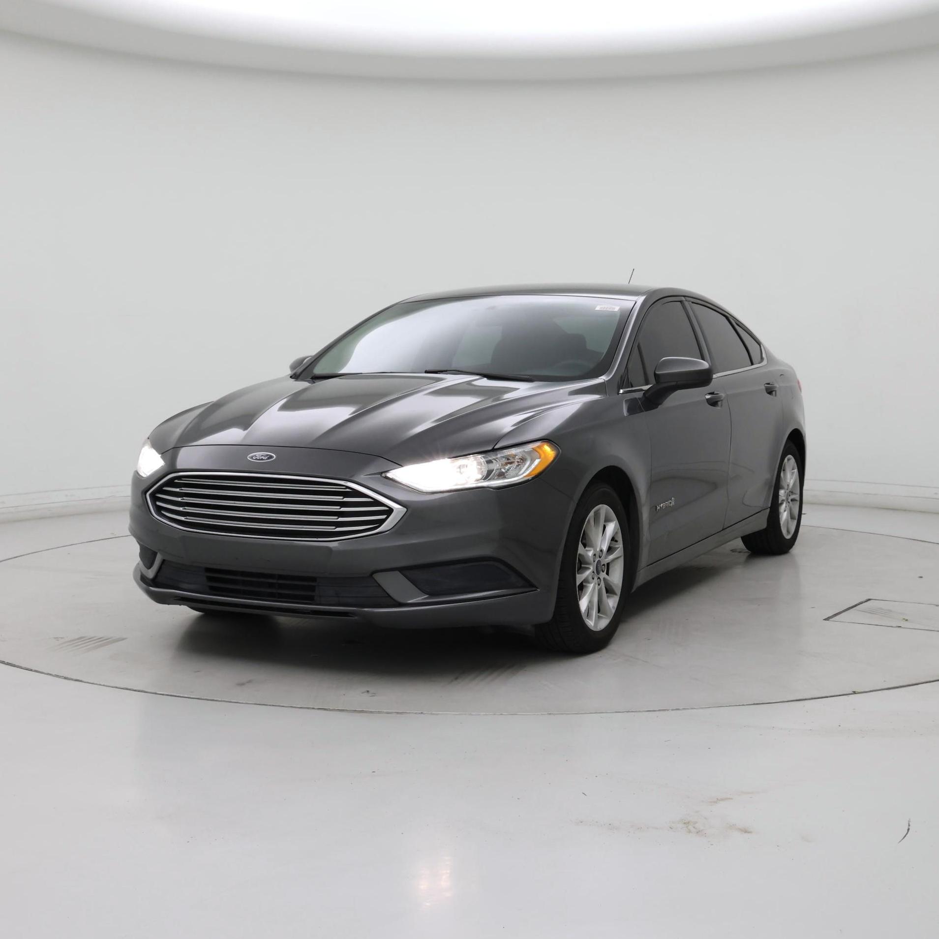 Thumbnail: 2017 Ford Fusion - 4