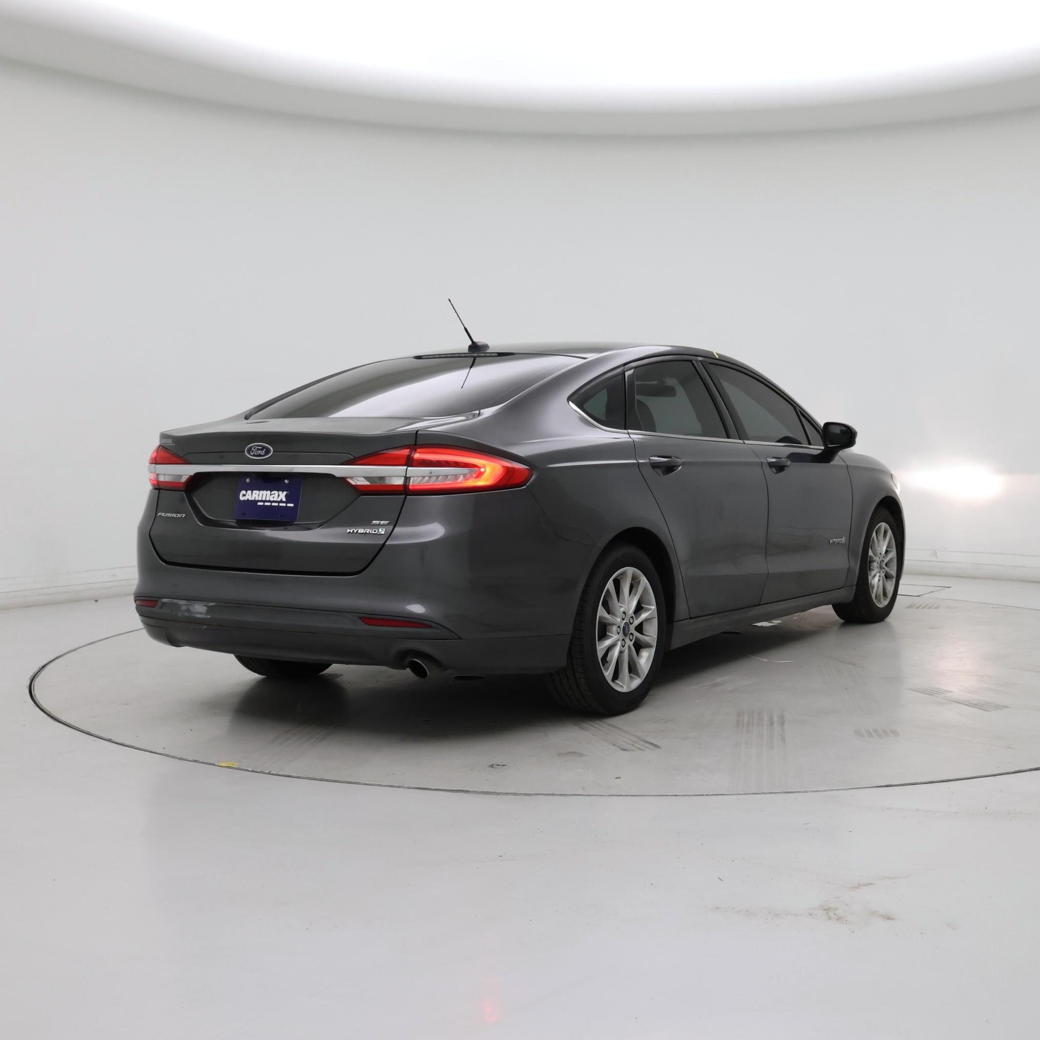 Thumbnail: 2017 Ford Fusion - 8