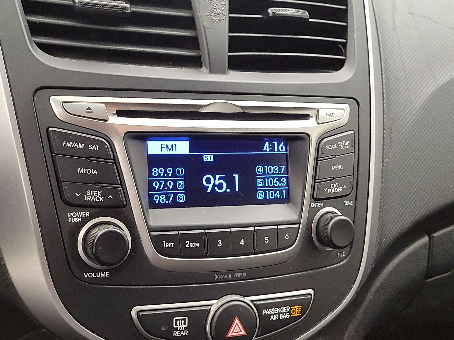 Thumbnail: 2016 Hyundai Accent - 14