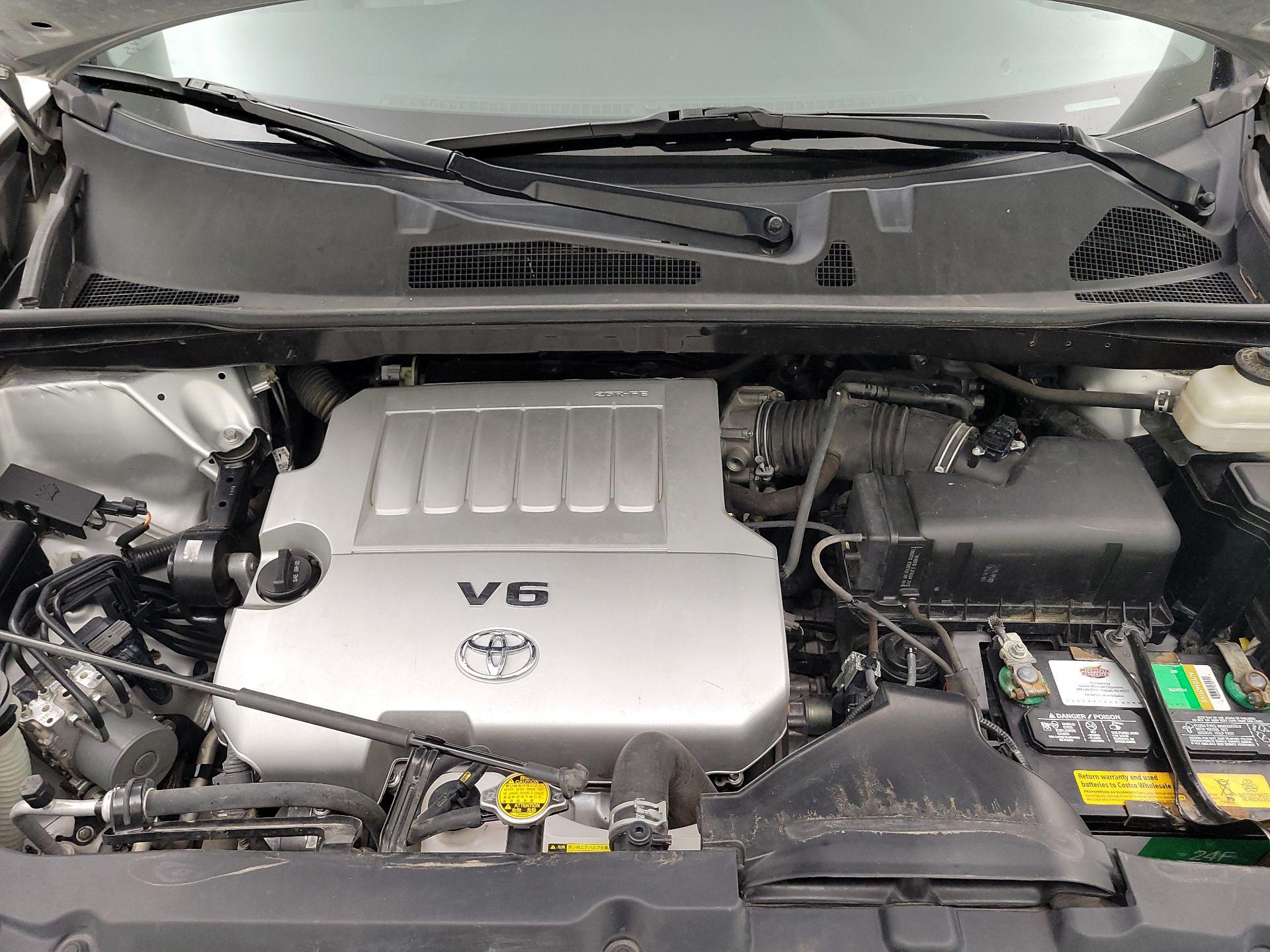 Thumbnail: 2013 Toyota Highlander - 17