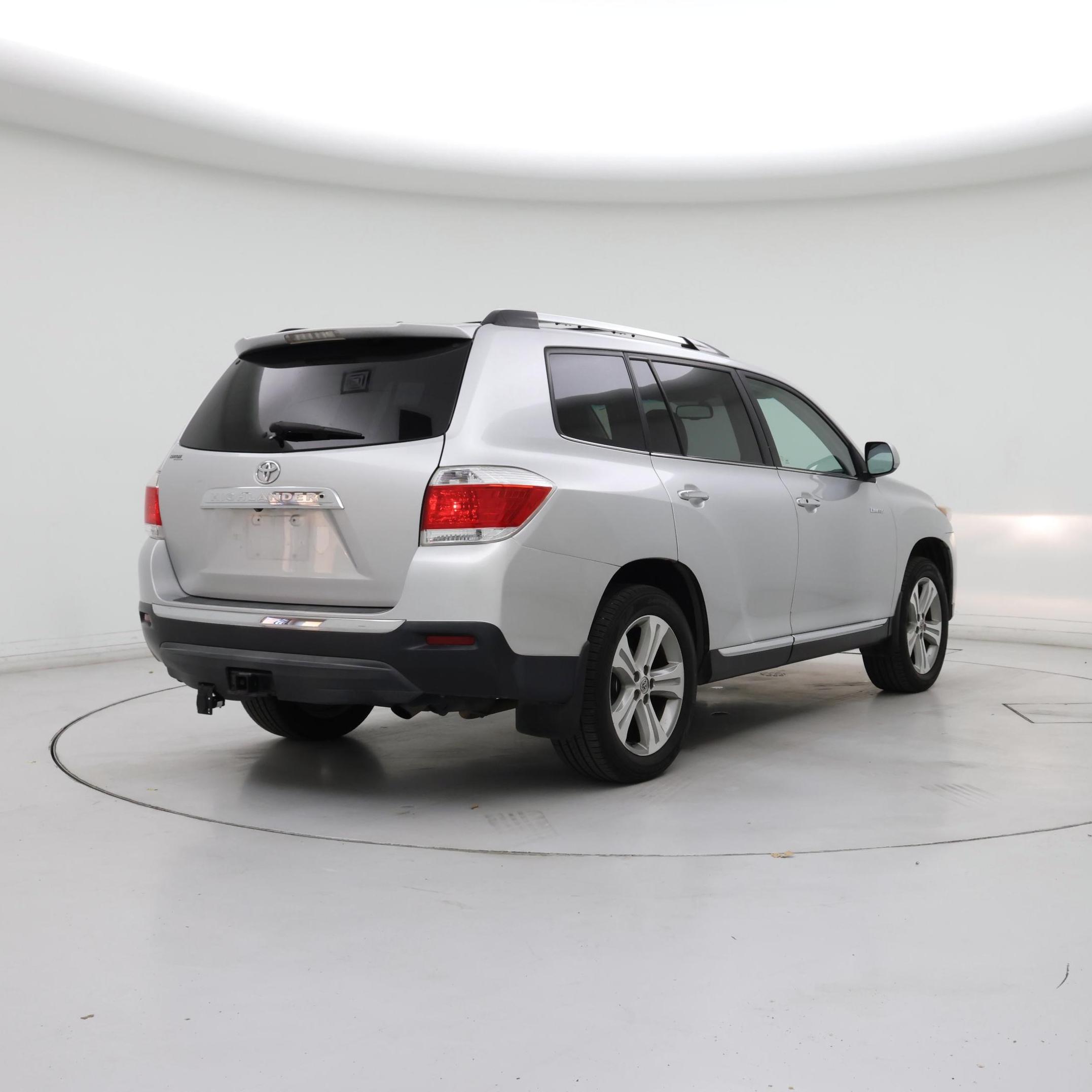 Thumbnail: 2013 Toyota Highlander - 8