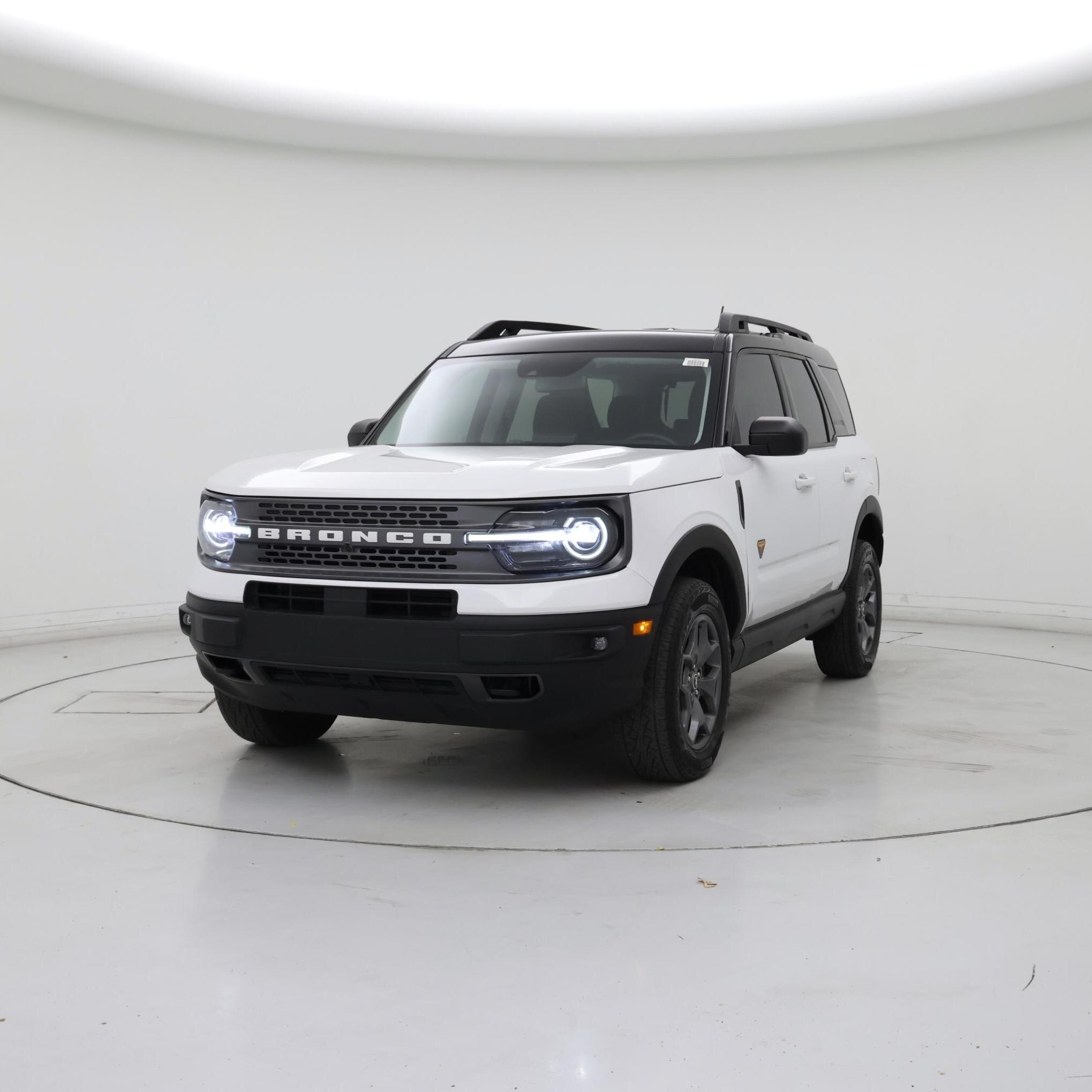 Thumbnail: 2022 Ford Bronco Sport - 4