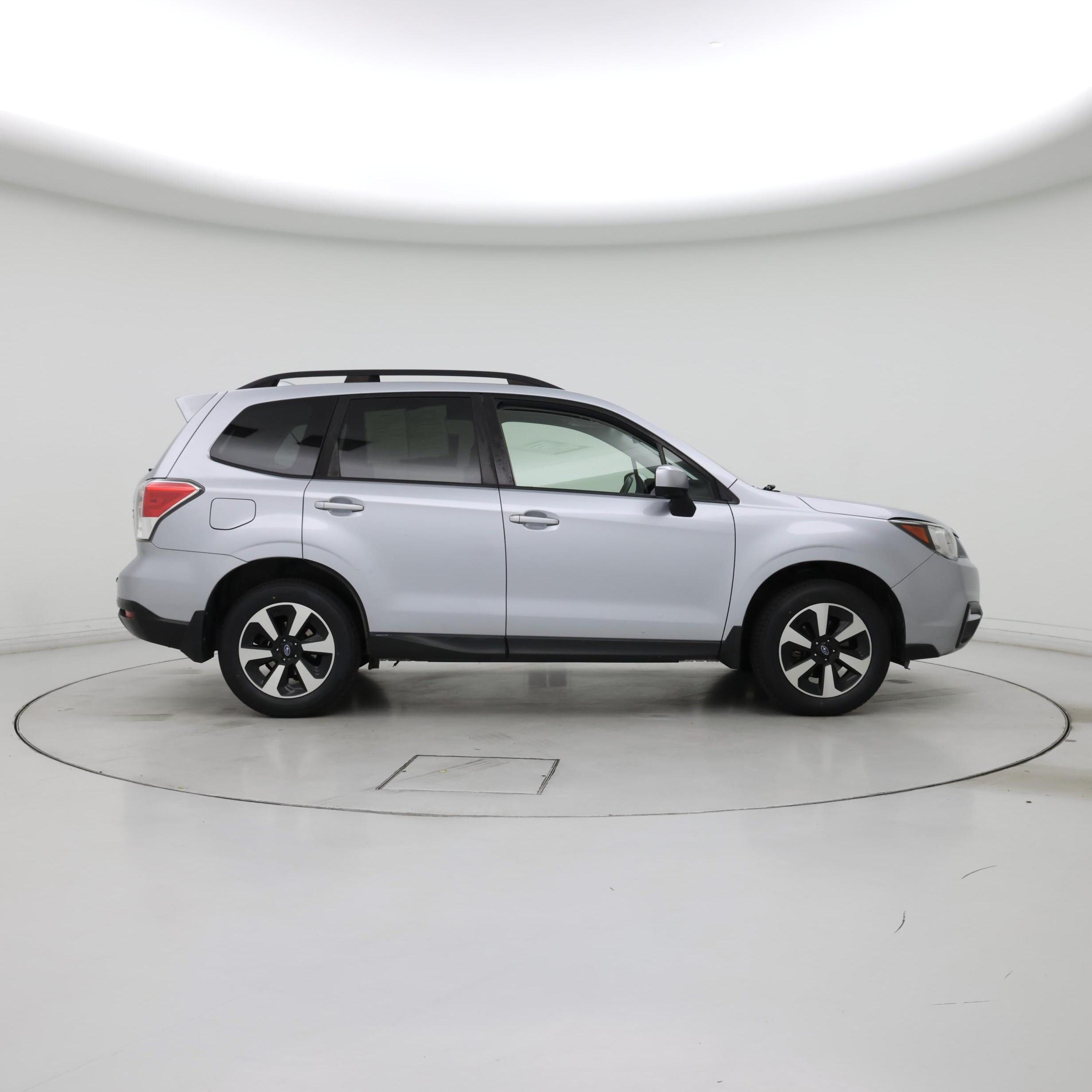 Thumbnail: 2017 Subaru Forester - 7
