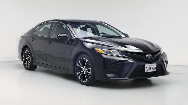 2020 Toyota Camry SE Hero Image