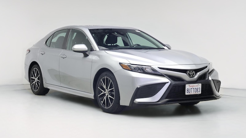 2021 Toyota Camry SE Hero Image