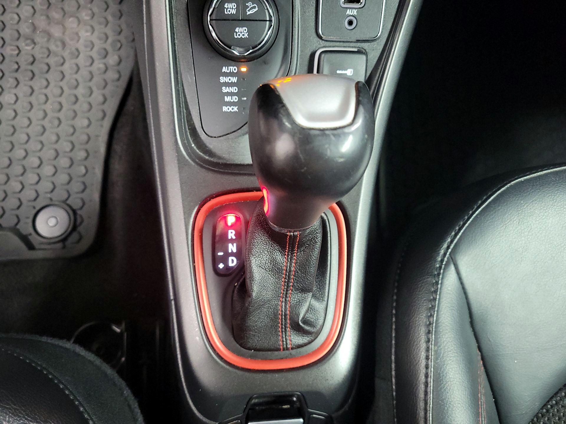 Thumbnail: 2018 Jeep Compass - 16