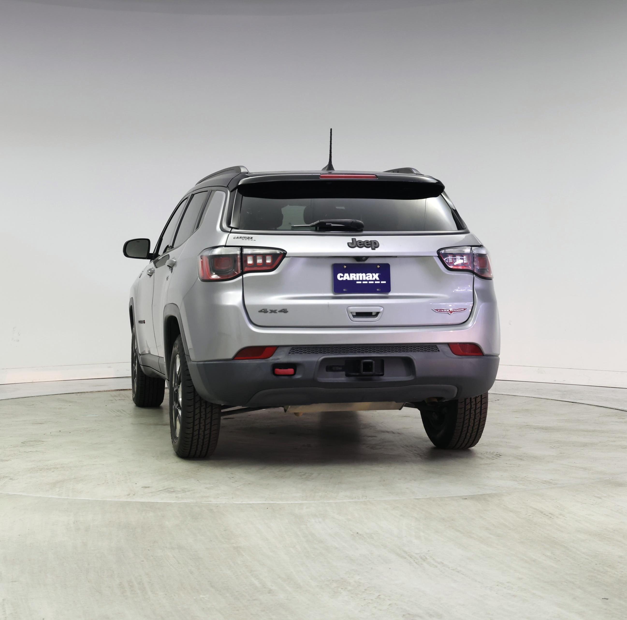 Thumbnail: 2018 Jeep Compass - 6