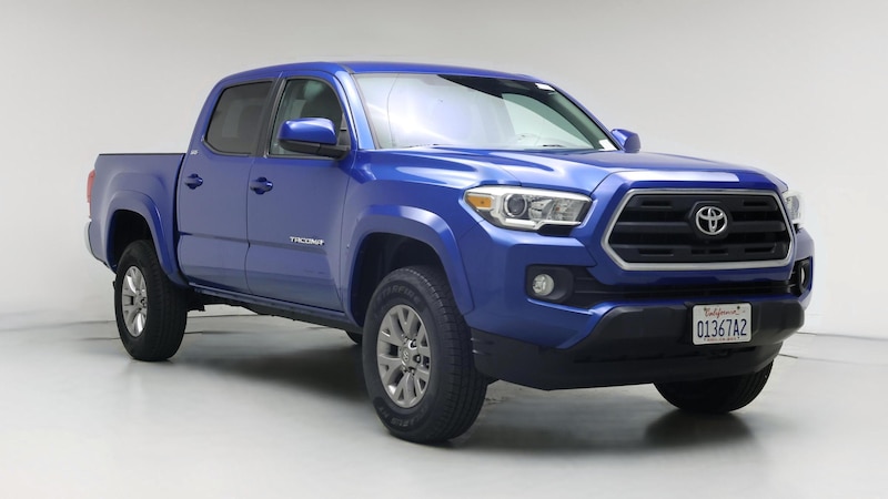 2016 Toyota Tacoma SR5 Hero Image