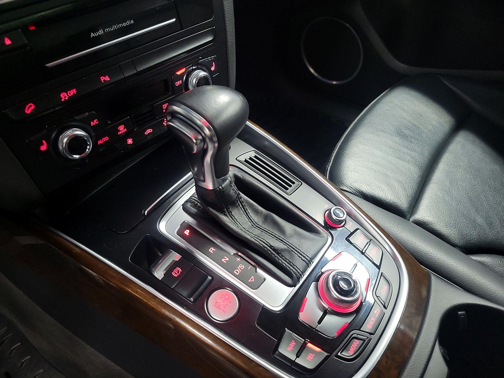 Thumbnail: 2015 Audi Q5 - 16