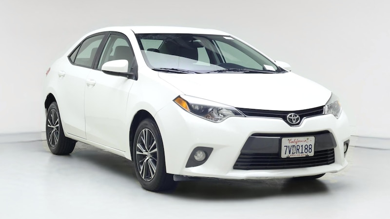 2016 Toyota Corolla LE Hero Image