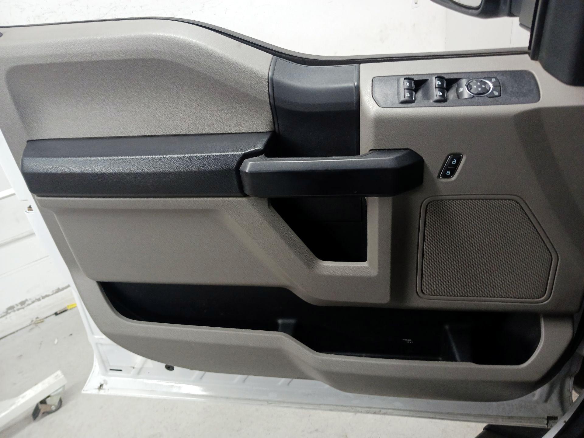 Thumbnail: 2021 Ford F-350 - 12