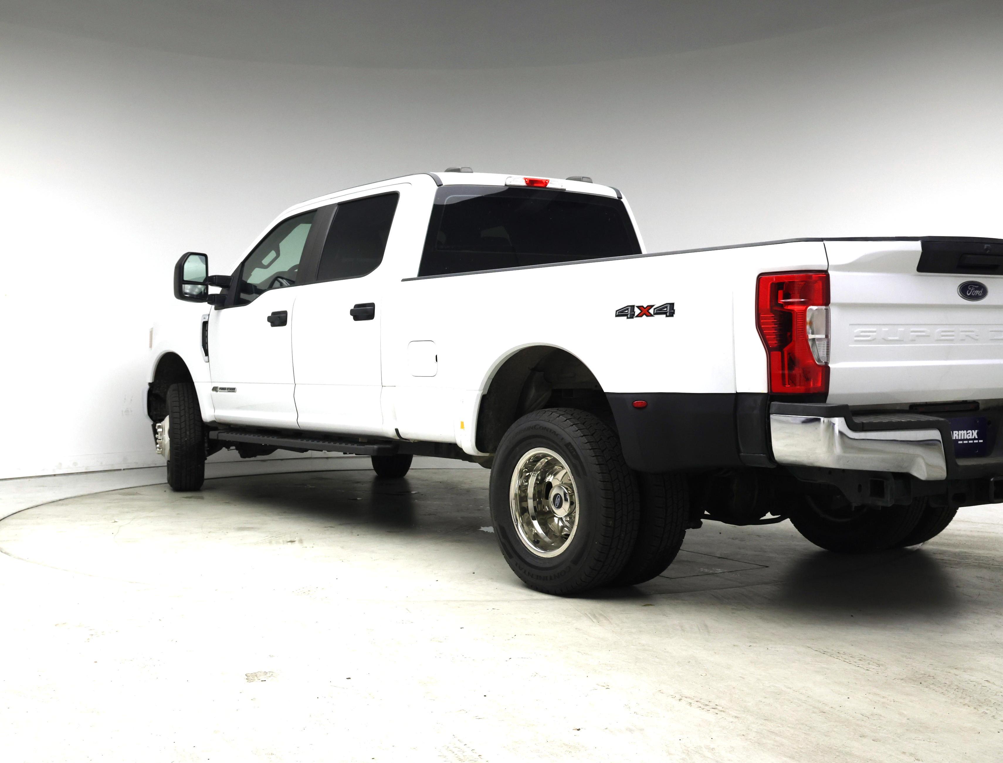 Thumbnail: 2021 Ford F-350 - 2