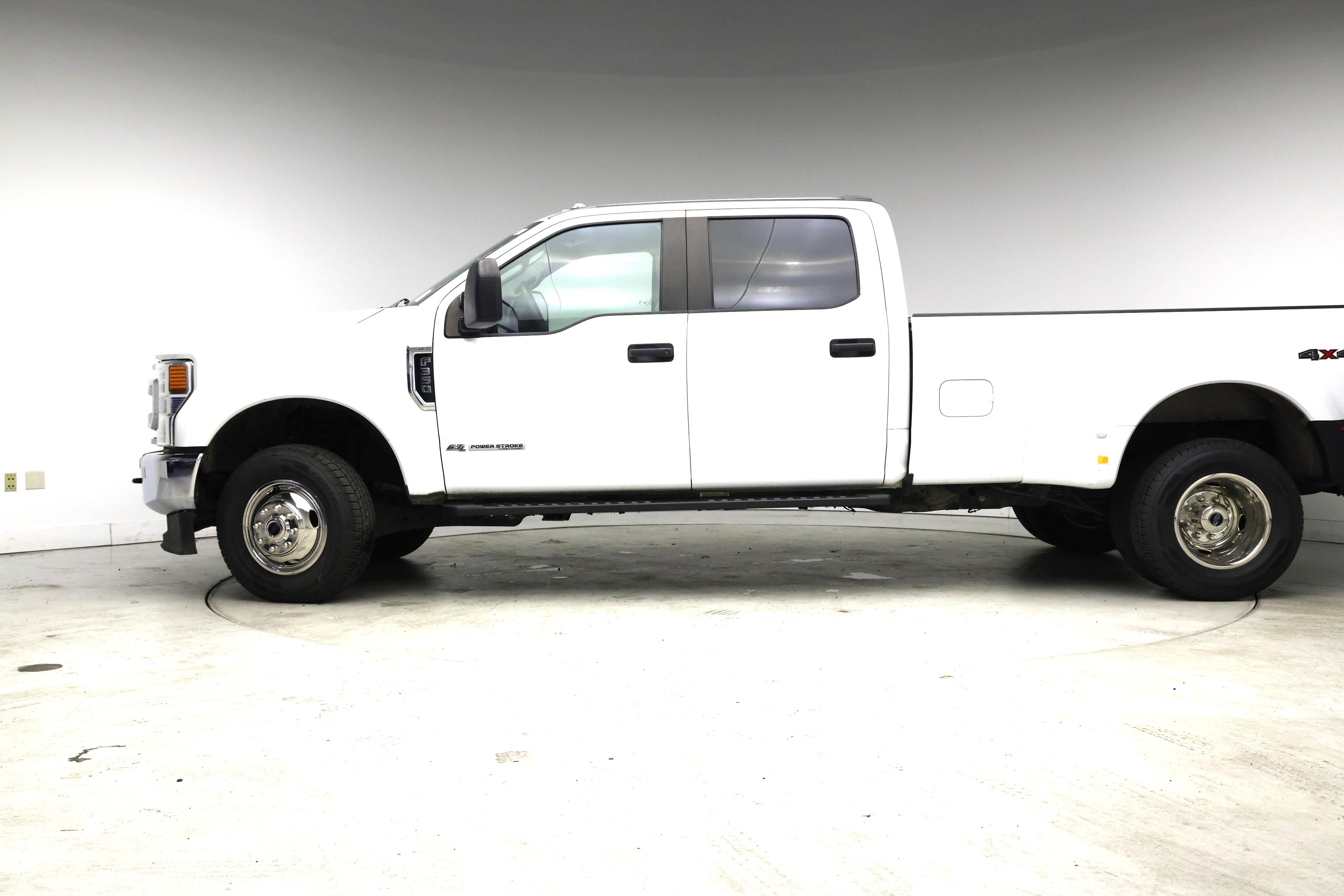 Thumbnail: 2021 Ford F-350 - 3