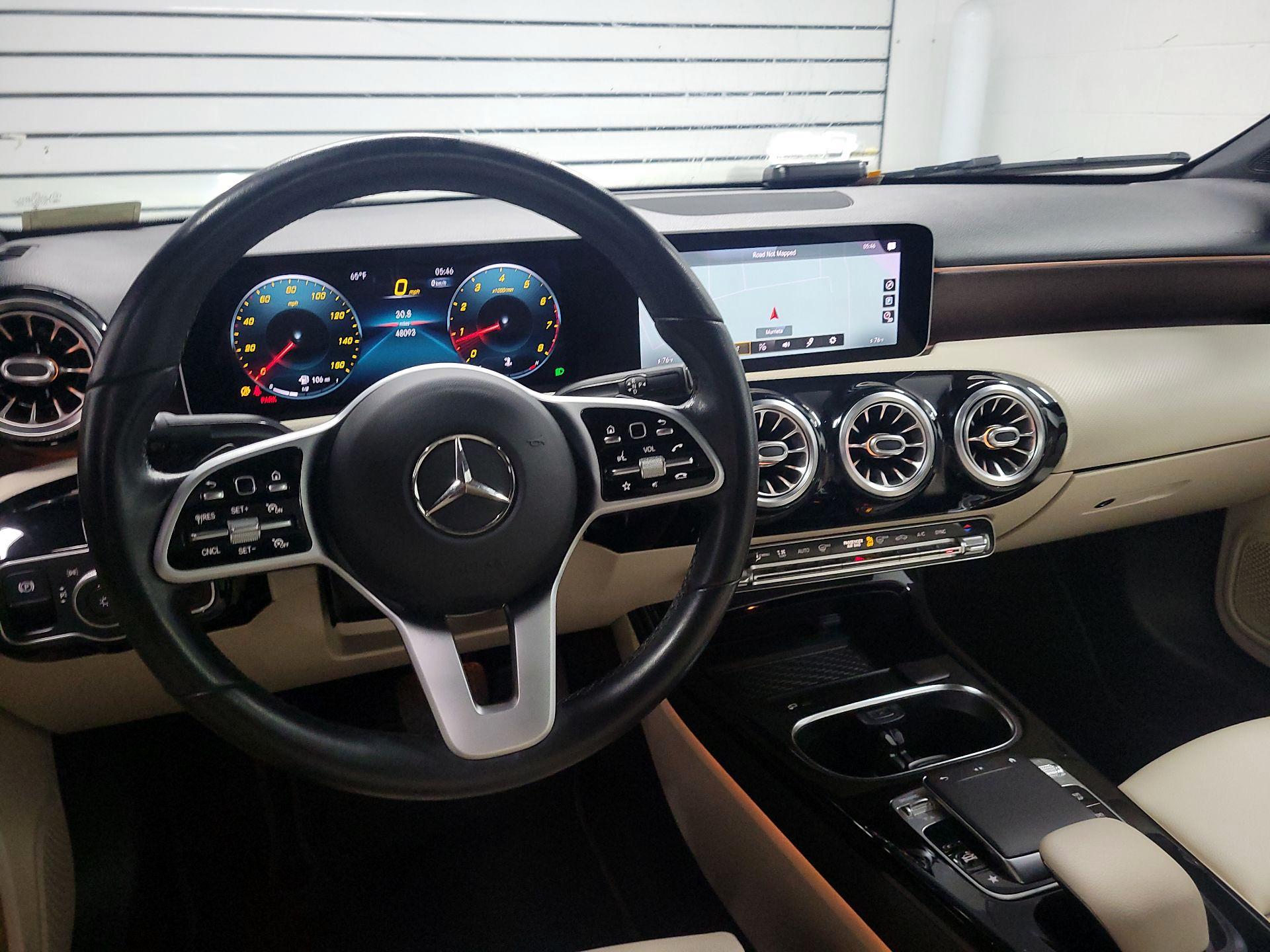 Thumbnail: 2020 Mercedes-Benz A-Class - 9