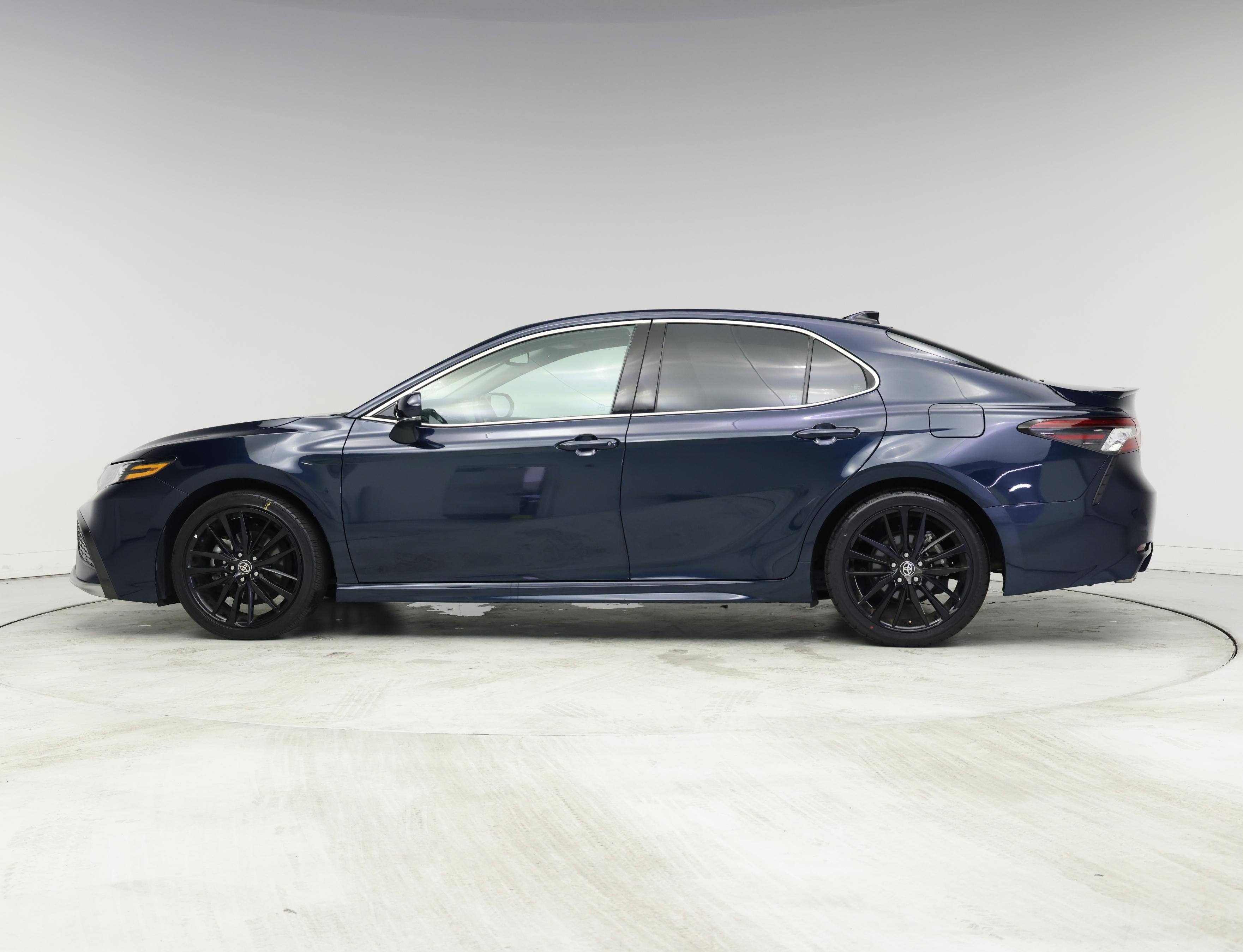 Thumbnail: 2021 Toyota Camry - 3