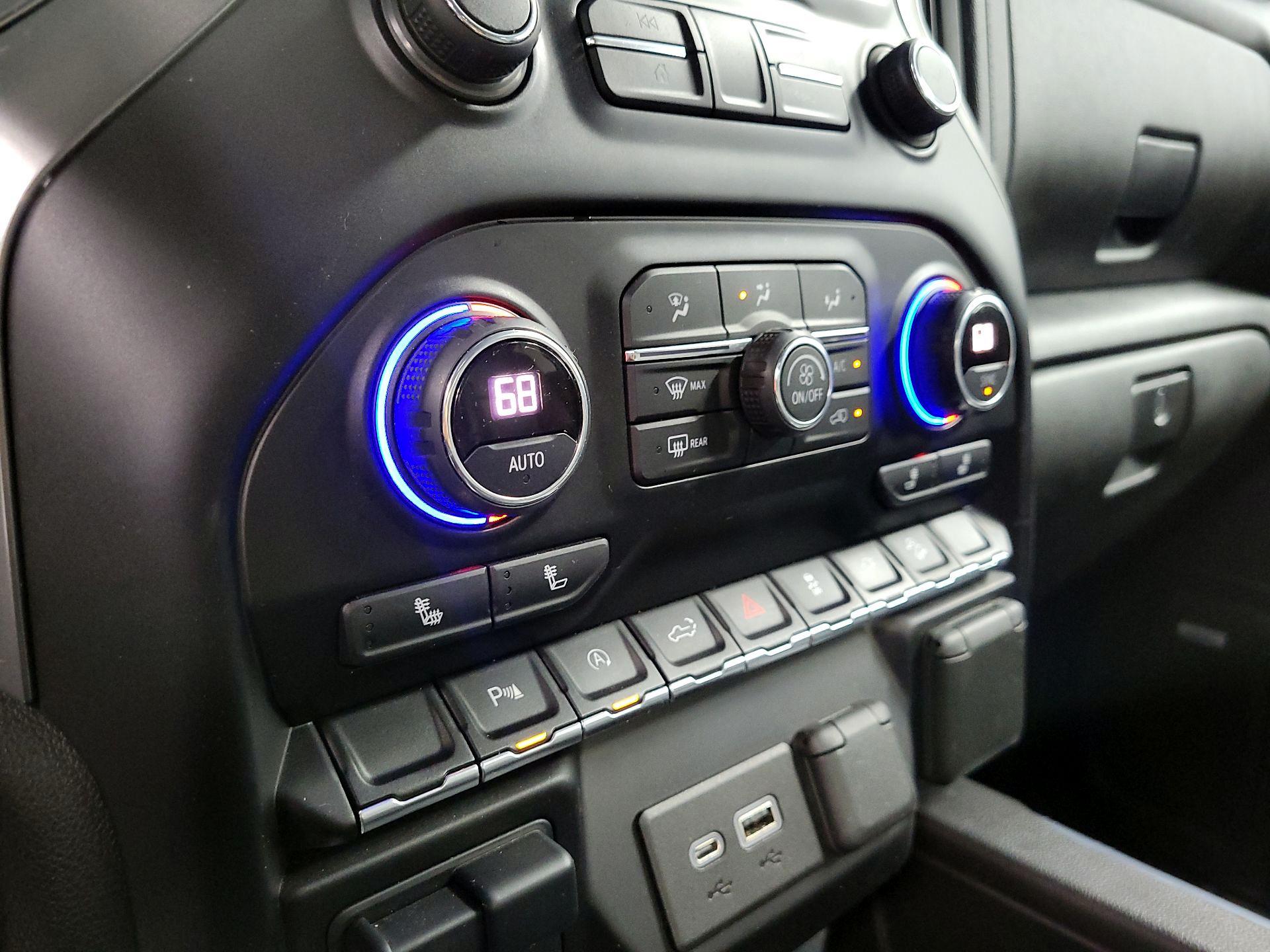 Thumbnail: 2021 Chevrolet Silverado 1500 - 16