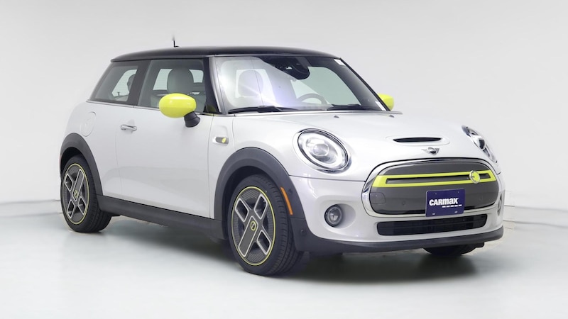2020 MINI Cooper Hardtop SE Hero Image
