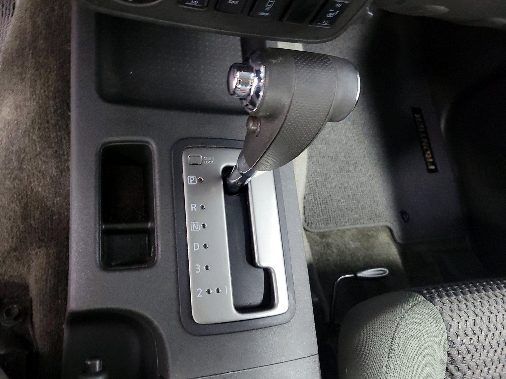 Thumbnail: 2014 Nissan Frontier - 15