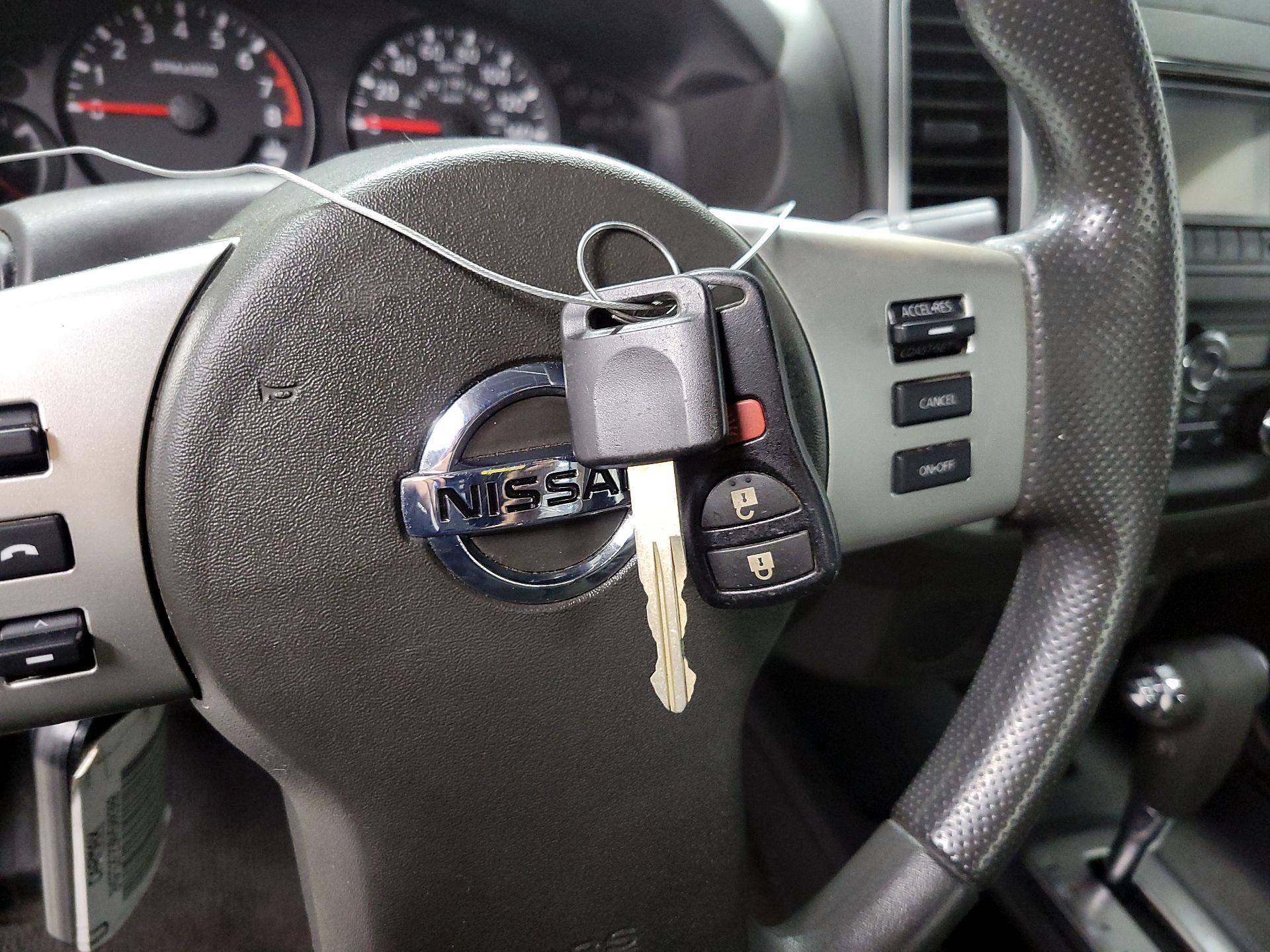 Thumbnail: 2014 Nissan Frontier - 18