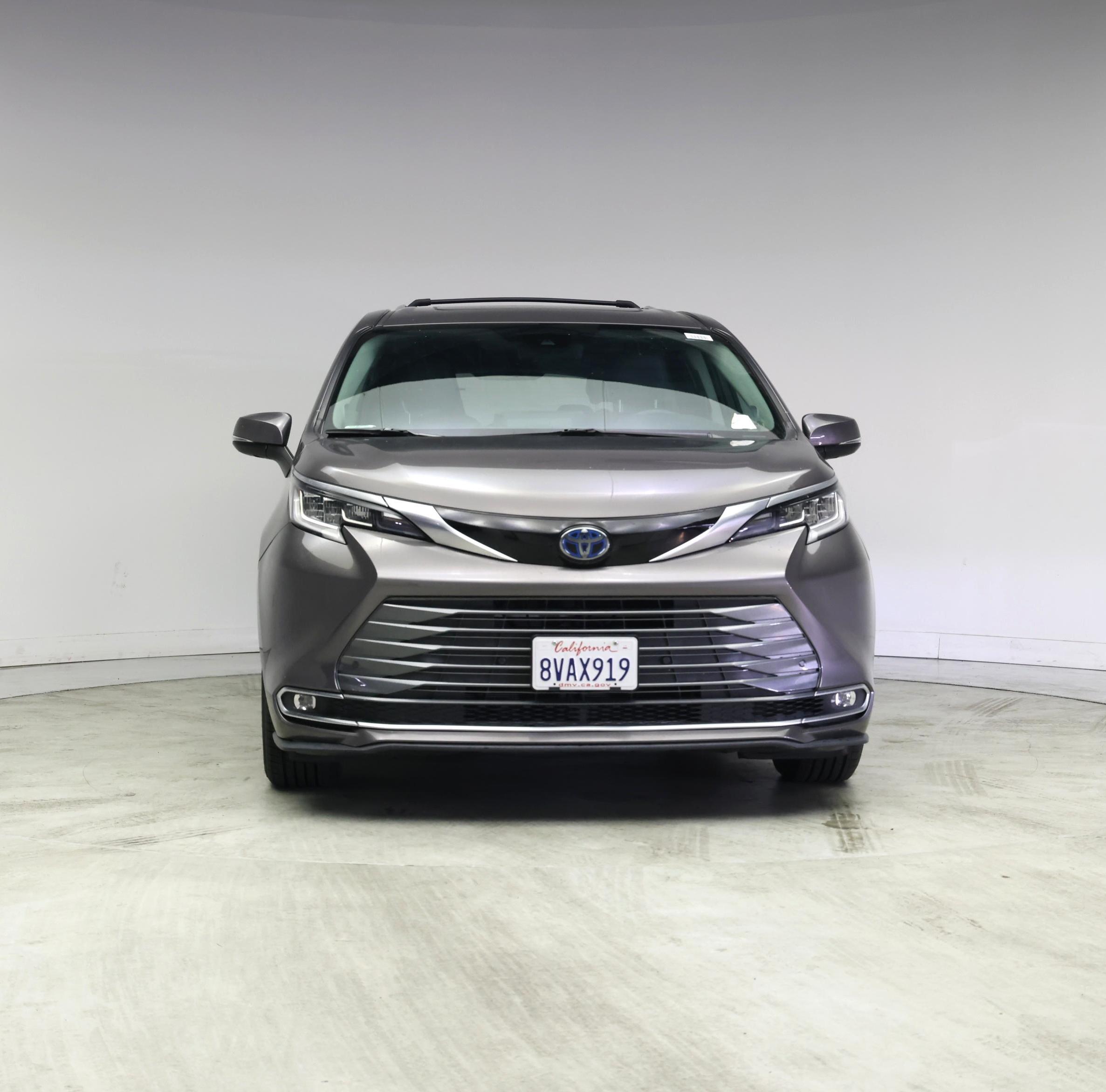 Thumbnail: 2021 Toyota Sienna - 5