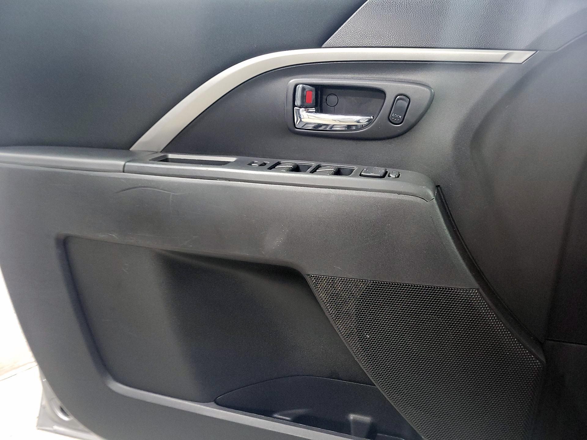 Thumbnail: 2014 Mazda Mazda5 - 12