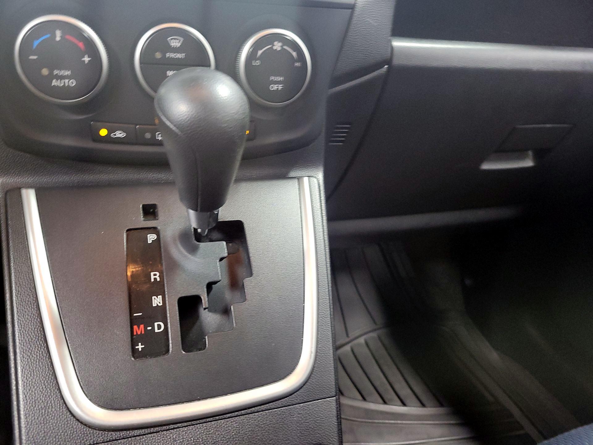 Thumbnail: 2014 Mazda Mazda5 - 16