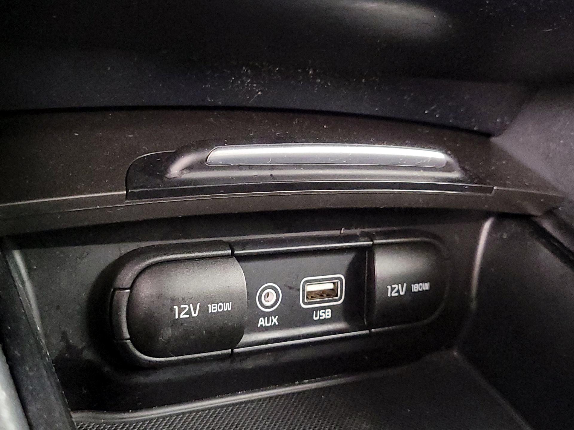 Thumbnail: 2019 Kia Optima - 16