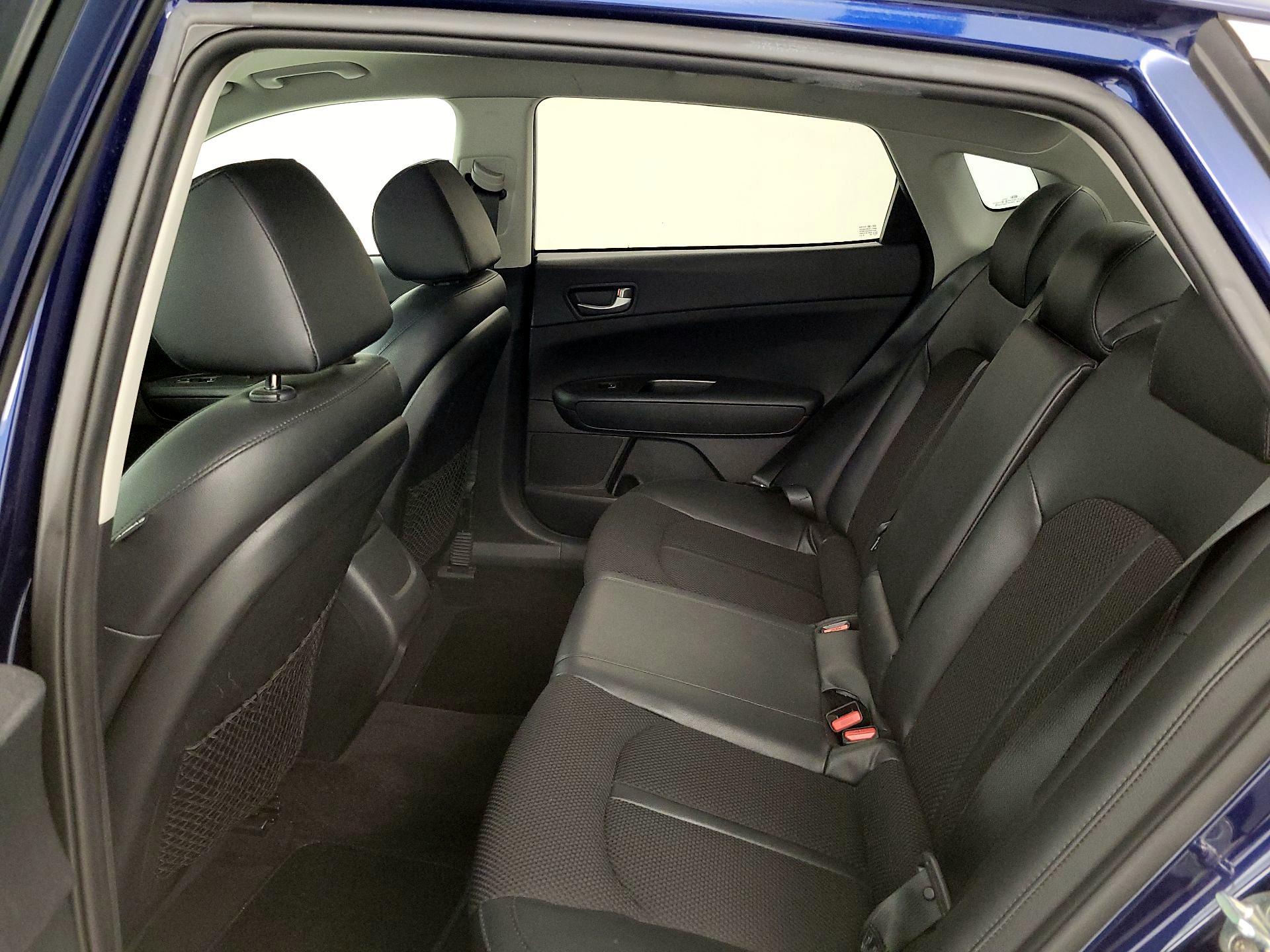 Thumbnail: 2019 Kia Optima - 17