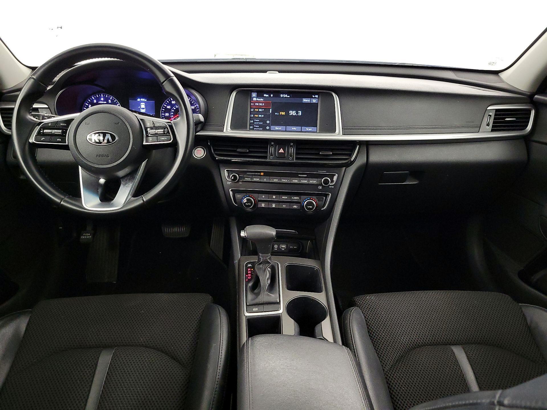 Thumbnail: 2019 Kia Optima - 8