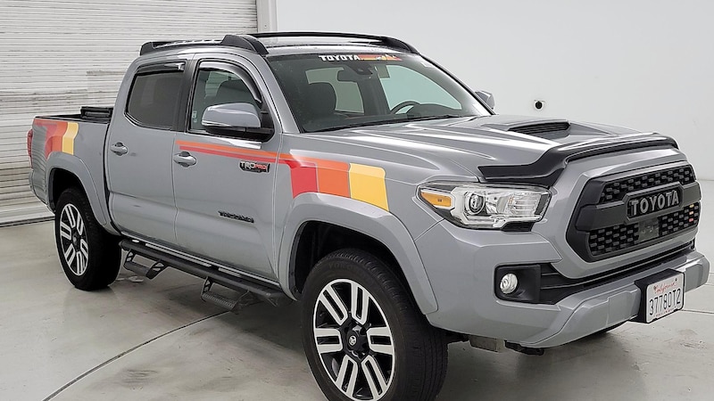 2019 Toyota Tacoma TRD Sport Hero Image