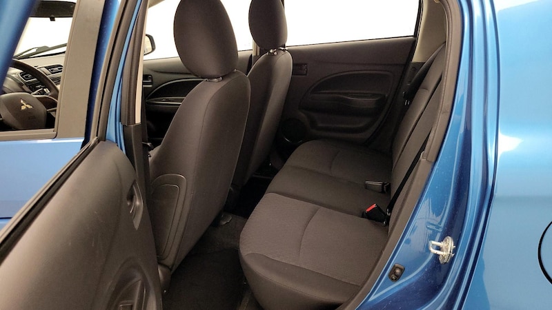 2017 Mitsubishi Mirage ES 18