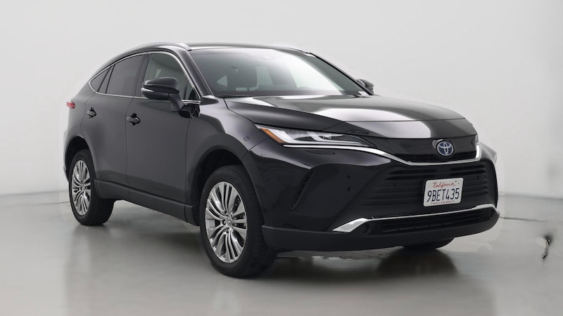 2022 Toyota Venza XLE Hero Image