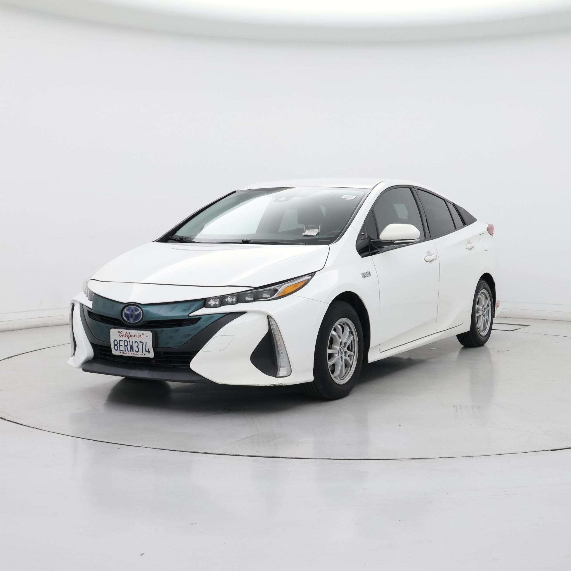 Thumbnail: 2018 Toyota Prius Prime - 4
