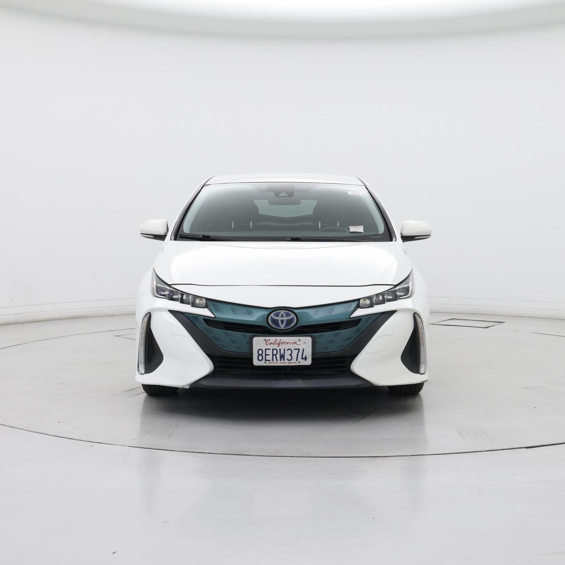 Thumbnail: 2018 Toyota Prius Prime - 5