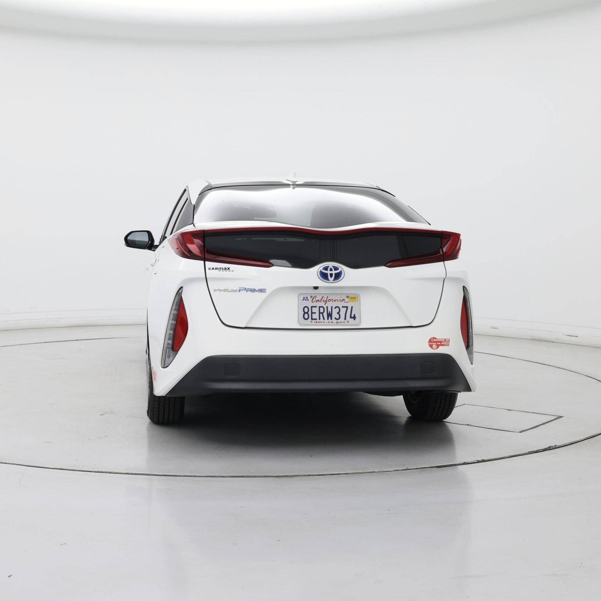 Thumbnail: 2018 Toyota Prius Prime - 6