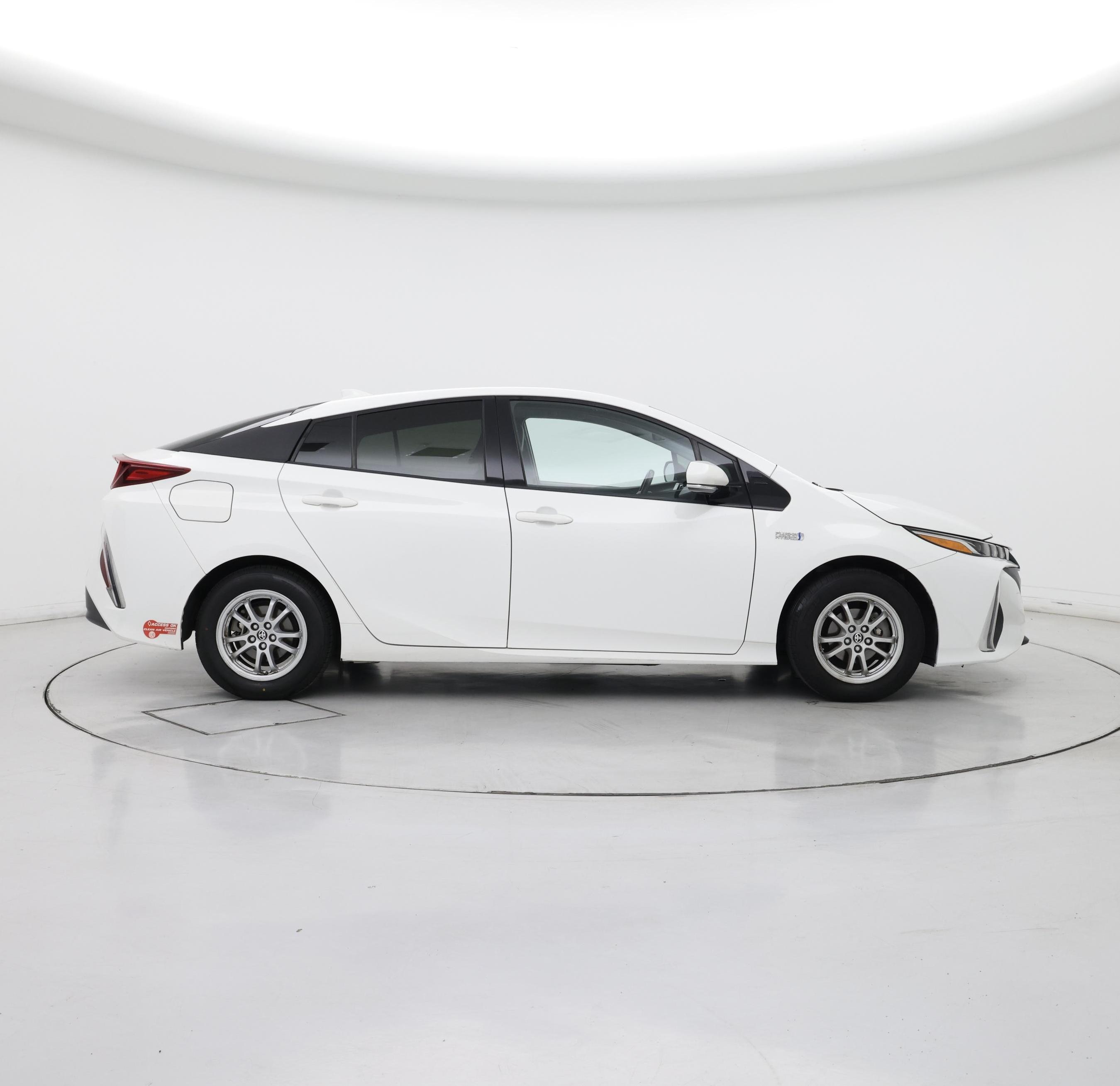 Thumbnail: 2018 Toyota Prius Prime - 7