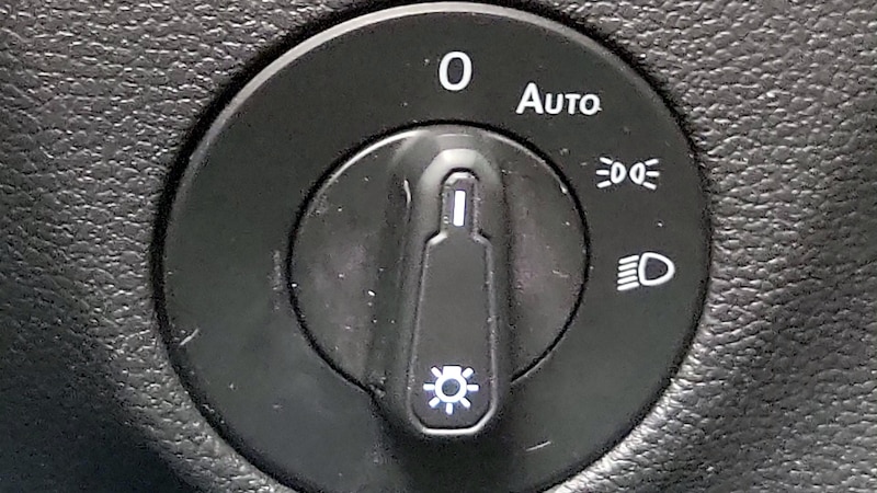 2019 Volkswagen Jetta SEL 13