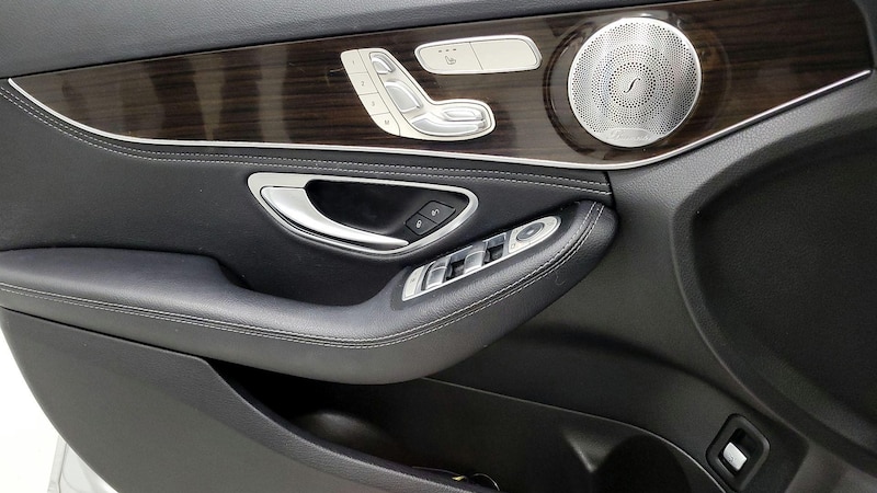 2015 Mercedes-Benz C-Class C 300 12