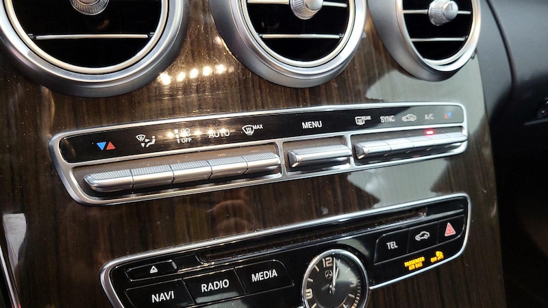 2015 Mercedes-Benz C-Class C 300 17