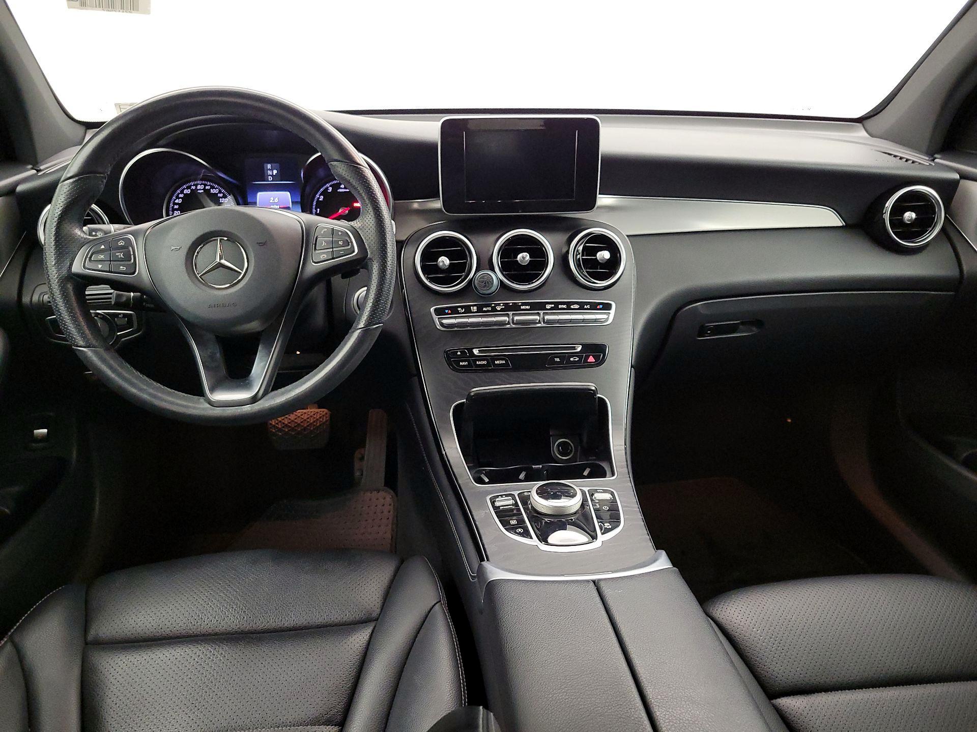 Thumbnail: 2019 Mercedes-Benz GLC - 9