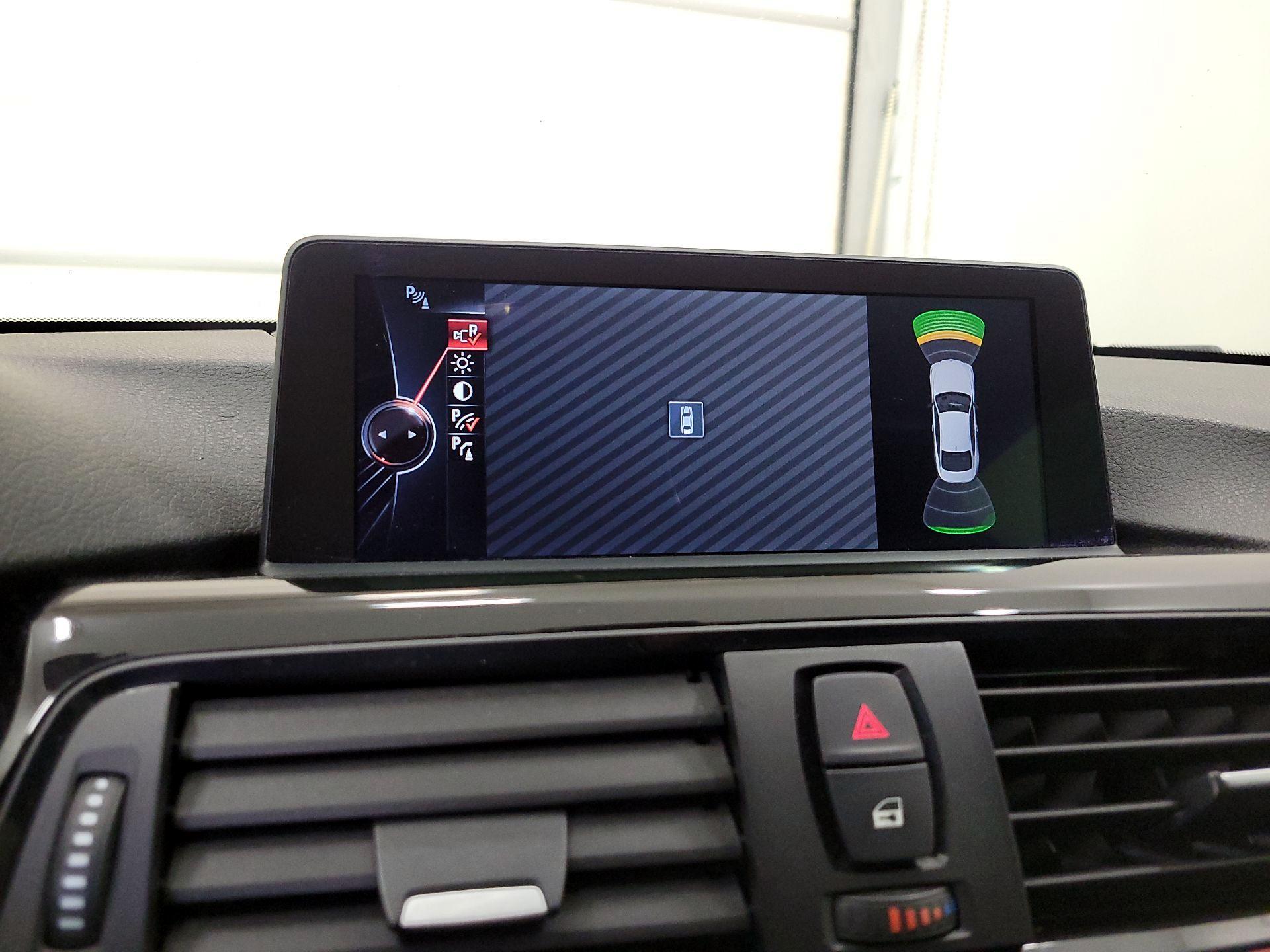 Thumbnail: 2014 BMW 4 Series - 15