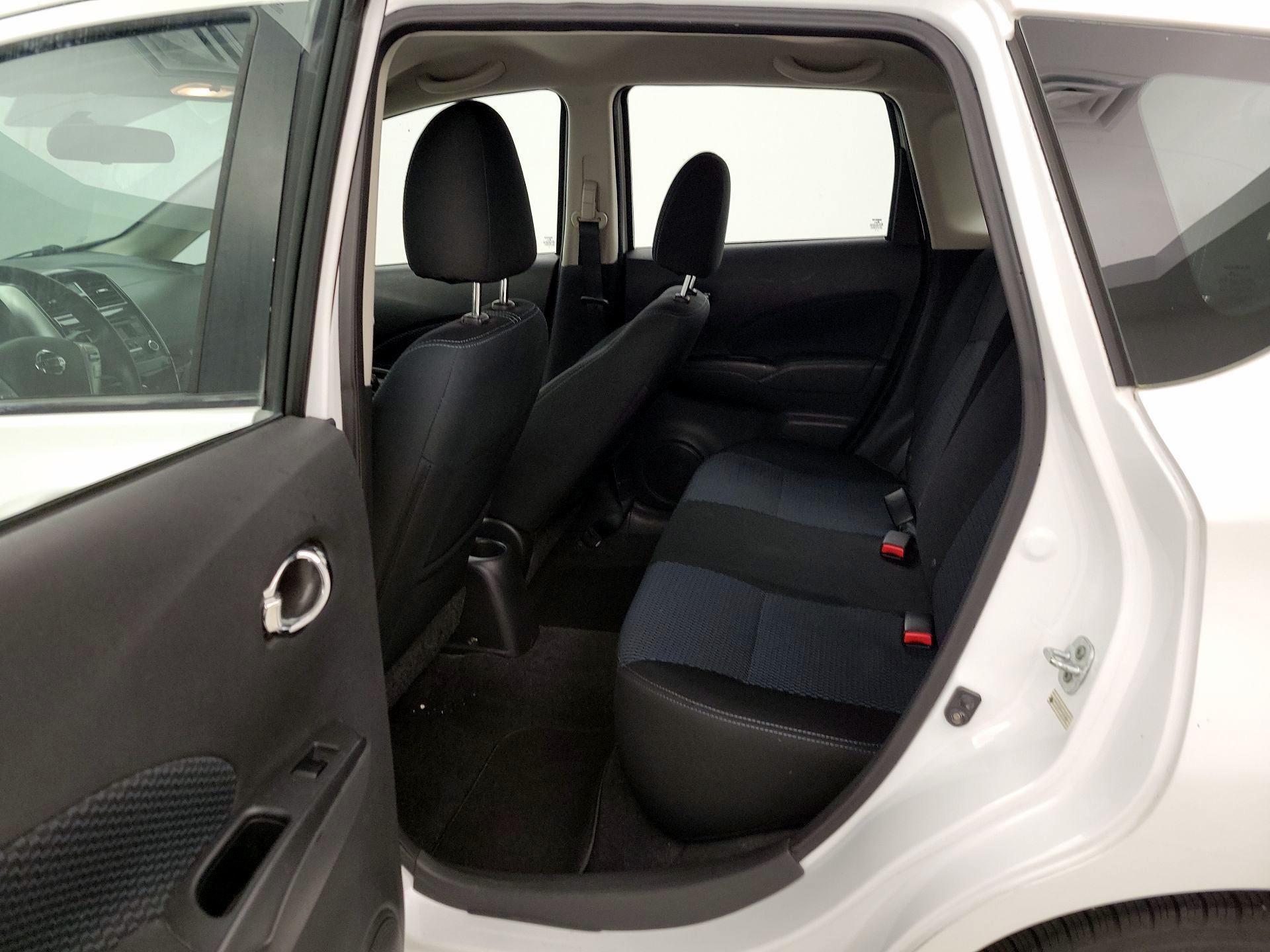 Thumbnail: 2015 Nissan Versa Note - 18