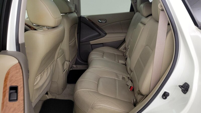 2013 Nissan Murano LE 21