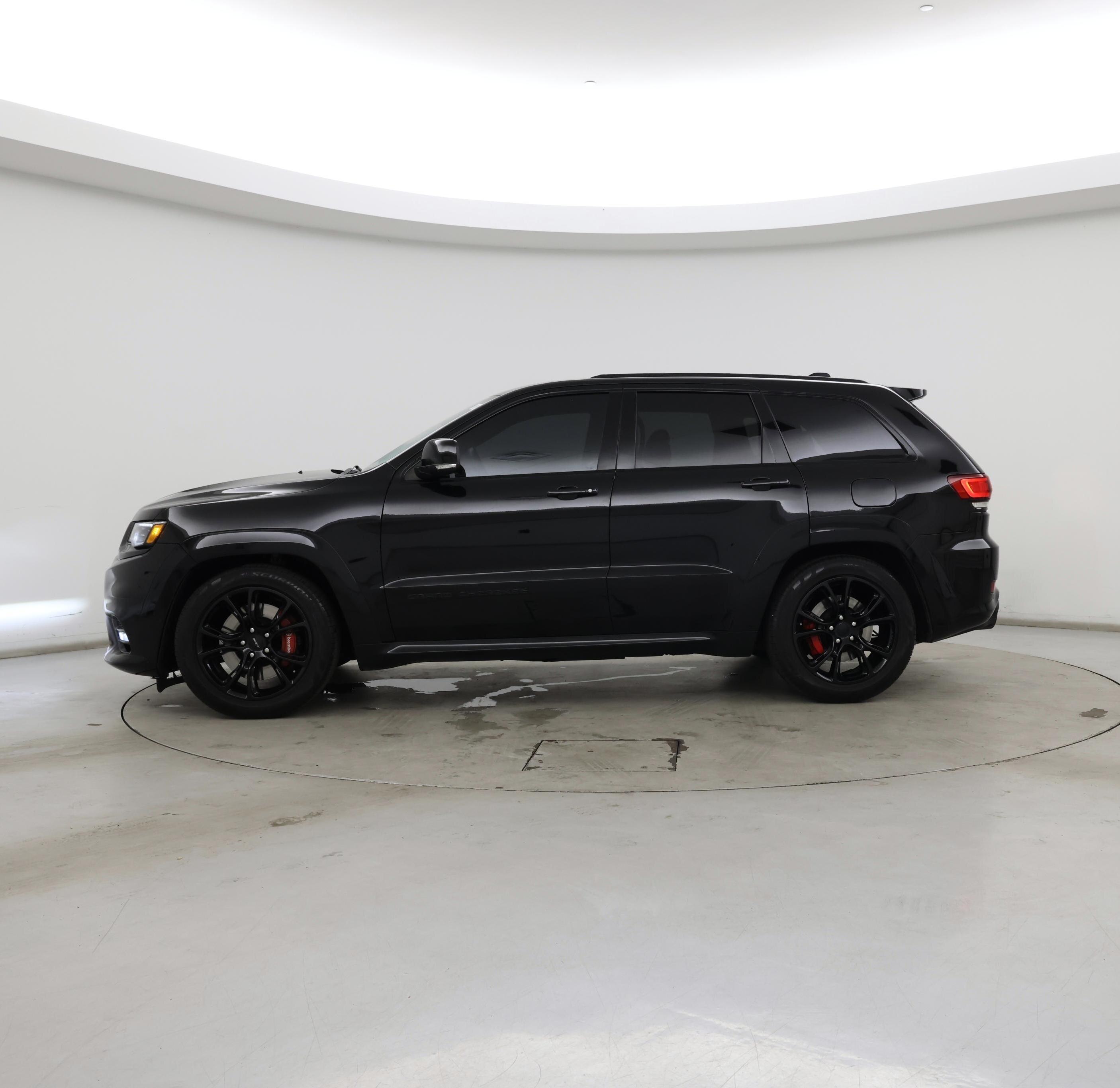 Thumbnail: 2018 Jeep Grand Cherokee - 3