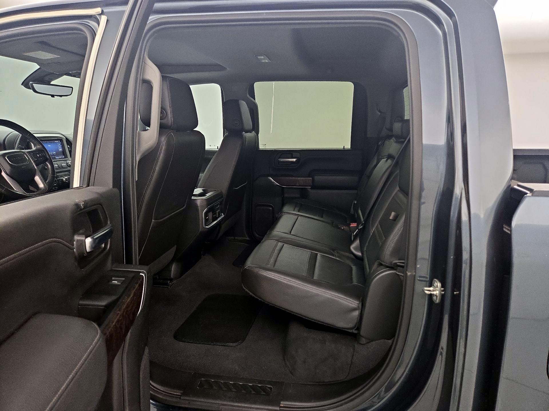 Thumbnail: 2020 GMC Sierra 3500 - 20