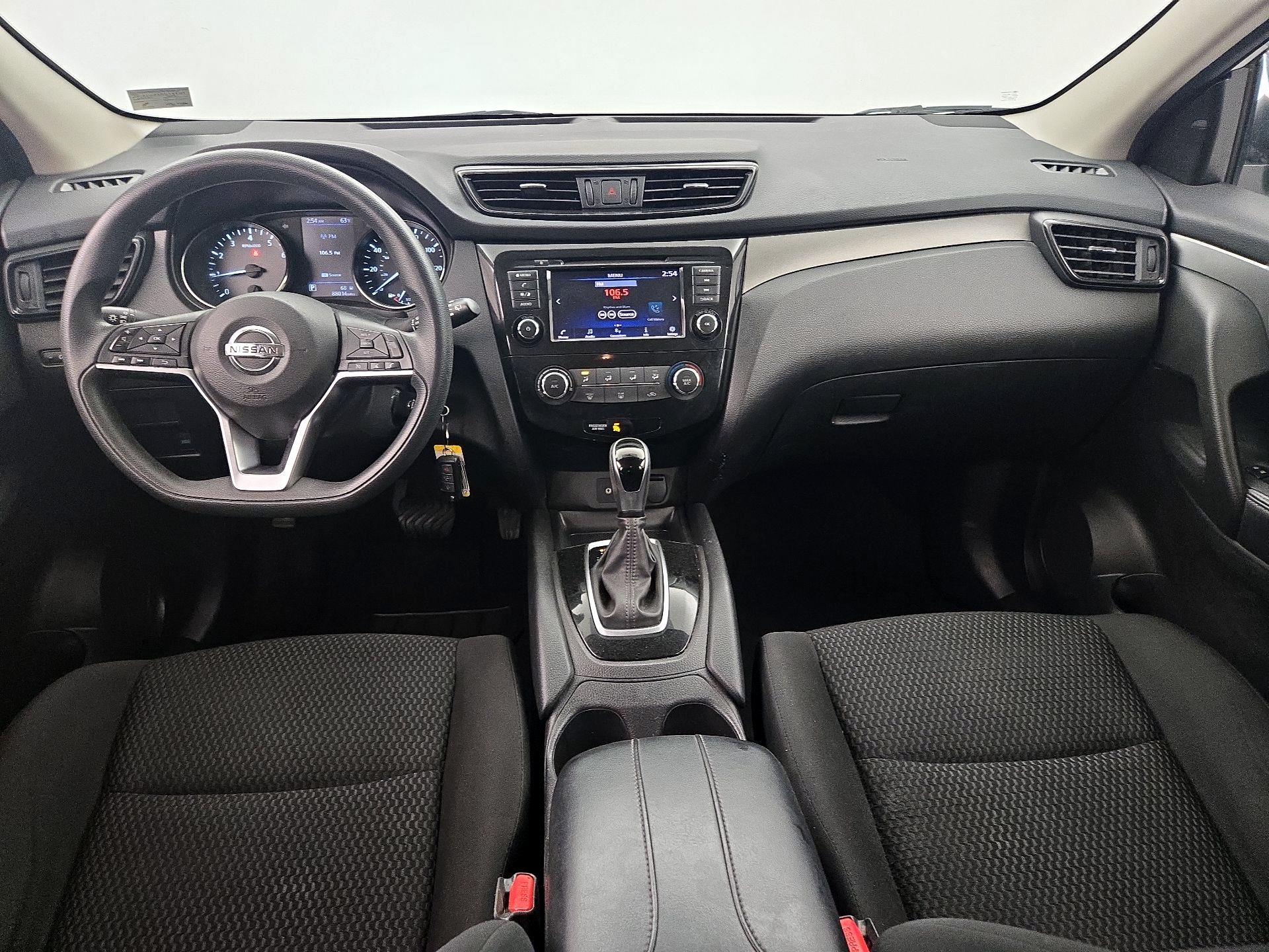 Thumbnail: 2019 Nissan Rogue Sport - 9