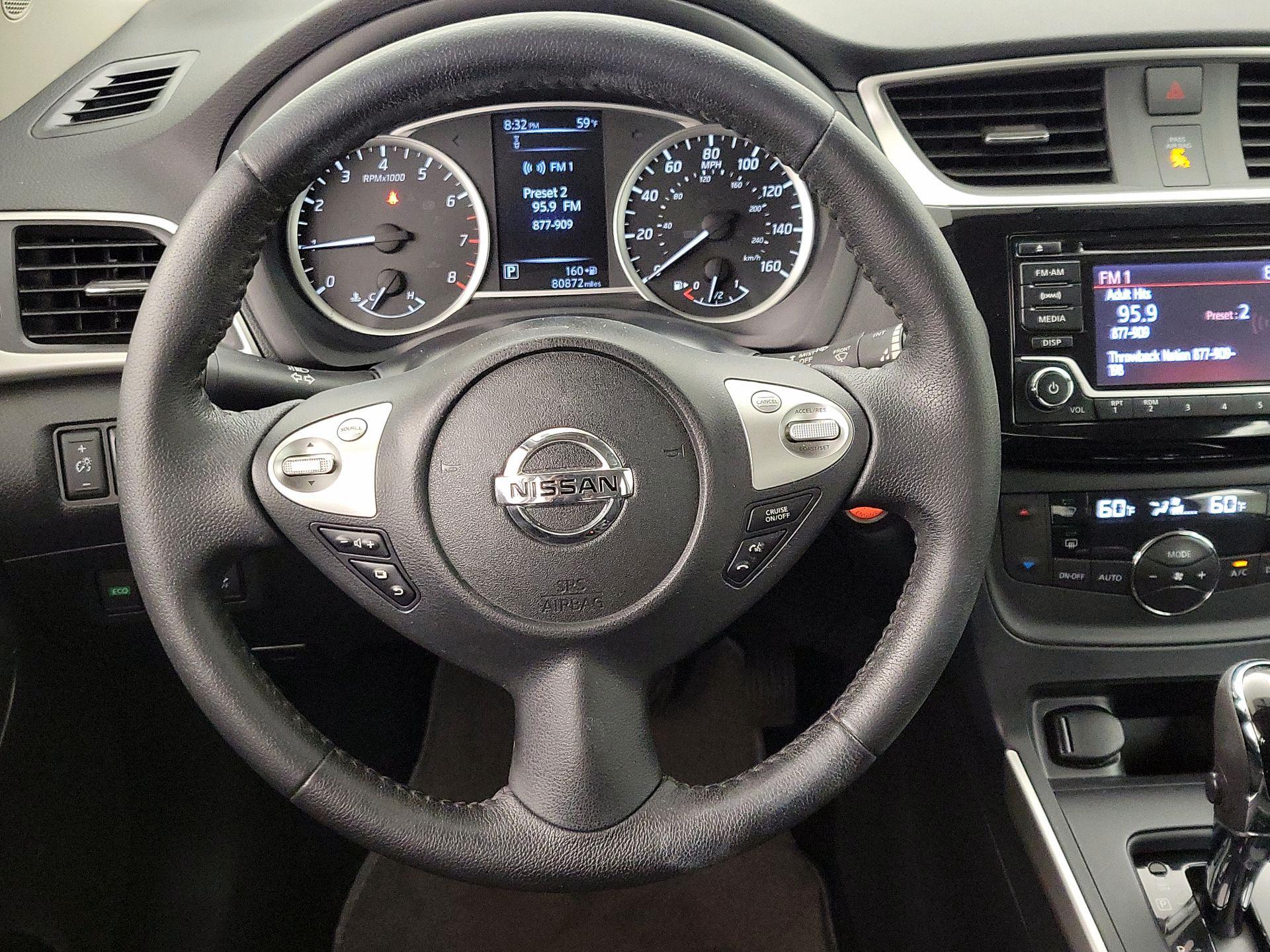 Thumbnail: 2018 Nissan Sentra - 10